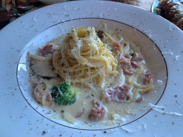 부산의 진정한 뷰맛집은 이곳입니다🔥: 광안리 로얄경양식