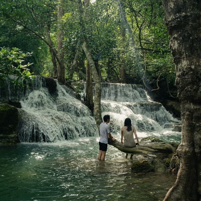 น้ำตกห้วยแม่ขมิ้น กาญจนบุรี 🌿💧🏞