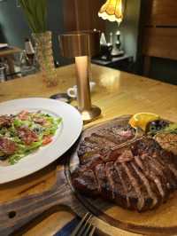 ร้านอาหารสกลนครฟรังซัวยากิ สเต็กเฮ้าส์ไทย-ฝรั่งเศส