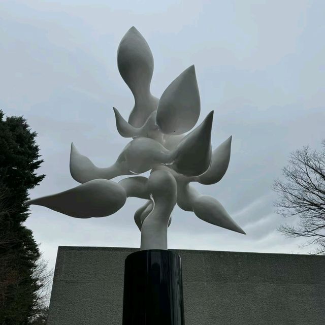 雕刻之森美術館-普通人不要來