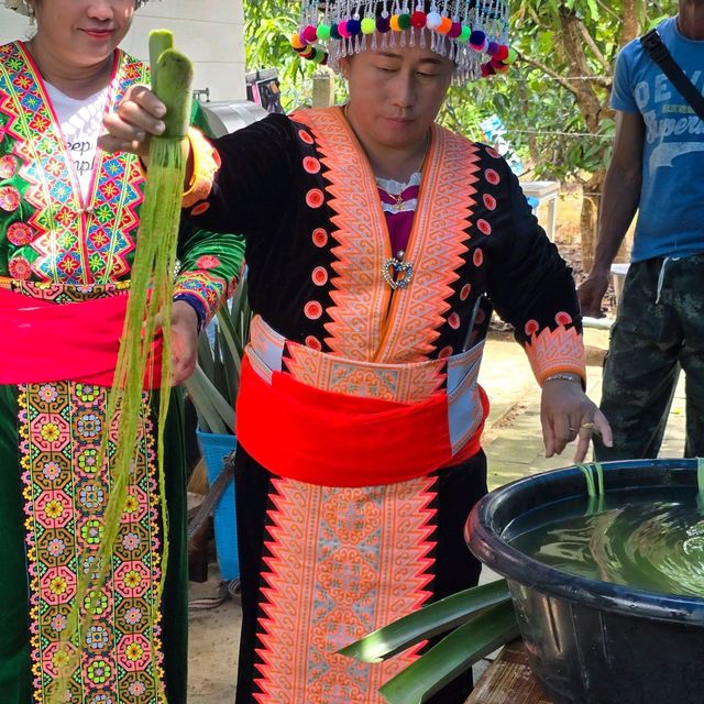 จากใบสับปะรด 🍍 สู่เส้นใยการทอผ้า อ.เชียงของ 