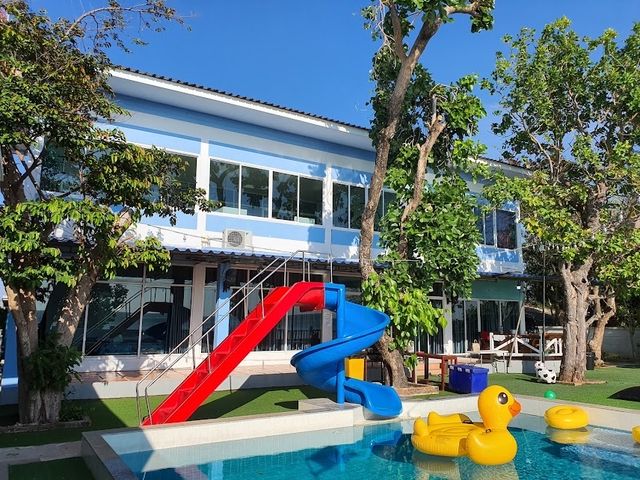 The Blue Ha Na Resort จันทบุรี