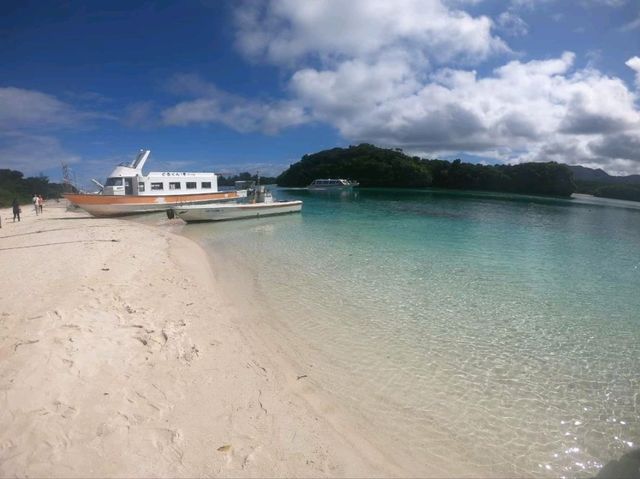 【川平湾:石垣島】青い海が綺麗すぎる川平湾✨