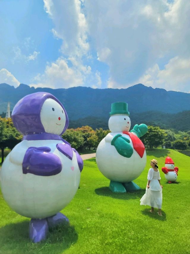 커다란 눈사람이 반겨주는 내장산조각공원💚