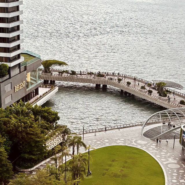 **Breathtaking Views from the Sky Lounge at Sheraton Hong Kong**