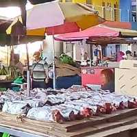 **Sibu Central Market: A Vibrant Hub of Culture and Flavor**