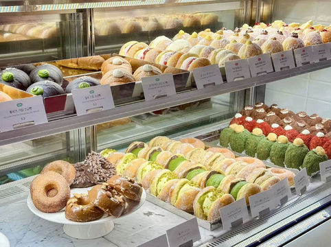 韓國釜山 少女心炸裂的咖啡店 Cafe Knotted 海雲臺 노티드 부산 해운대