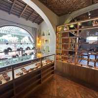 Shelter Cafe, Seminyak: A Hidden Gem in Bali’s Bustling Heart