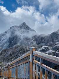 ภูเขาหิมะมังกรหยก (Jade Dragon Snow Mountain)