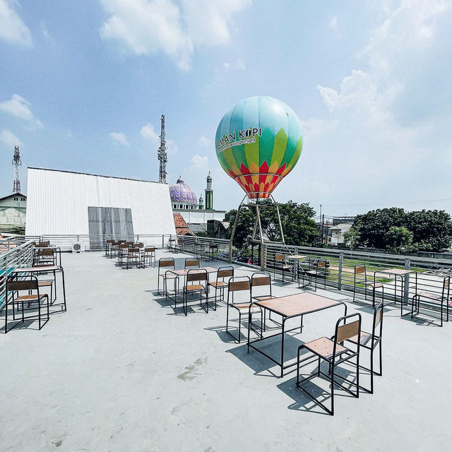 Taman Kopi Lalada in Bekasi