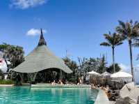Mari Beach Club