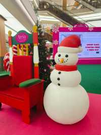 Holiday Vibes and Festive Cheer at Atria Shopping Mall