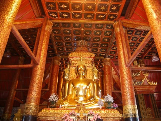 Wat Phumin วัดภูมินทร์ เที่ยวน่าน