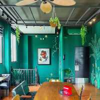 Dear Joe Coffee & Juice