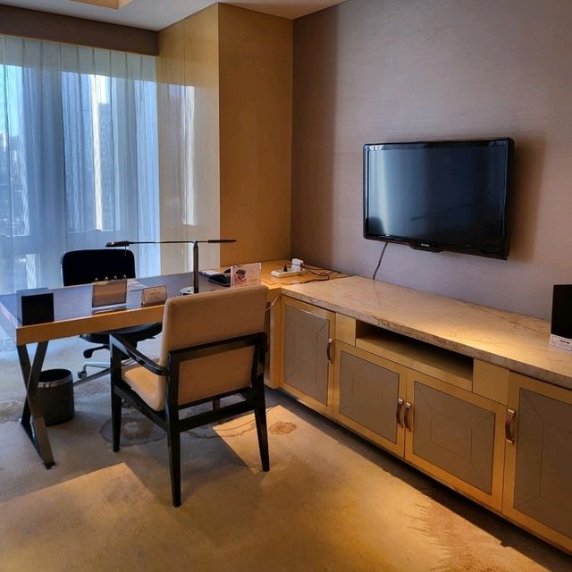 Hilton Dalian 5 star hotel in the city 🏙️
