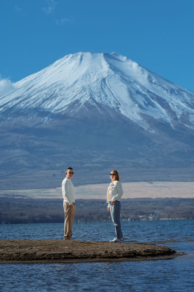 Review of Yamanaka Lake - A Paradise at the Foot of Mount Fuji