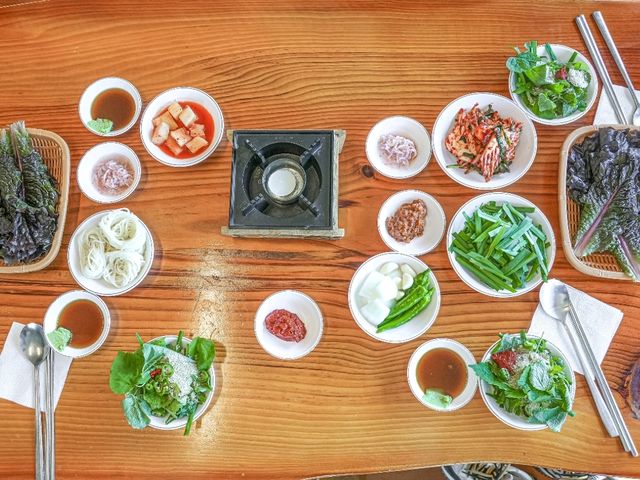 김해 장유 김미개이24할매국밥, 진한 국물에 반하다!