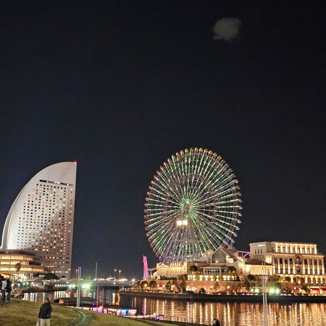 [みなとみらい]イルミネーションが綺麗な遊園地[よこはまコスモワールド]