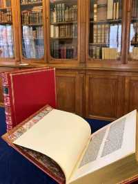 回到17 世紀的巴黎圖書館