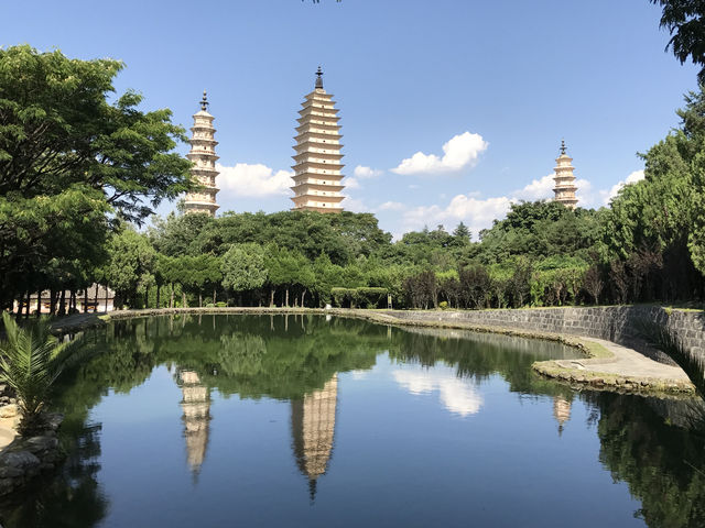 Three Pagodas of Dali