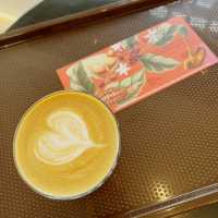 Artisan Perfection at Rolling Roasters Cafe