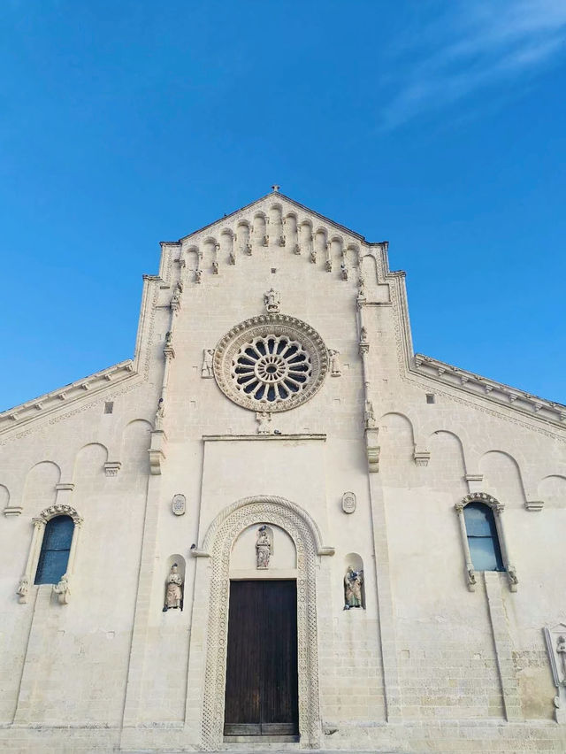 Seaside Charms and Ancient Wonders – My Visit to Bari, Italy