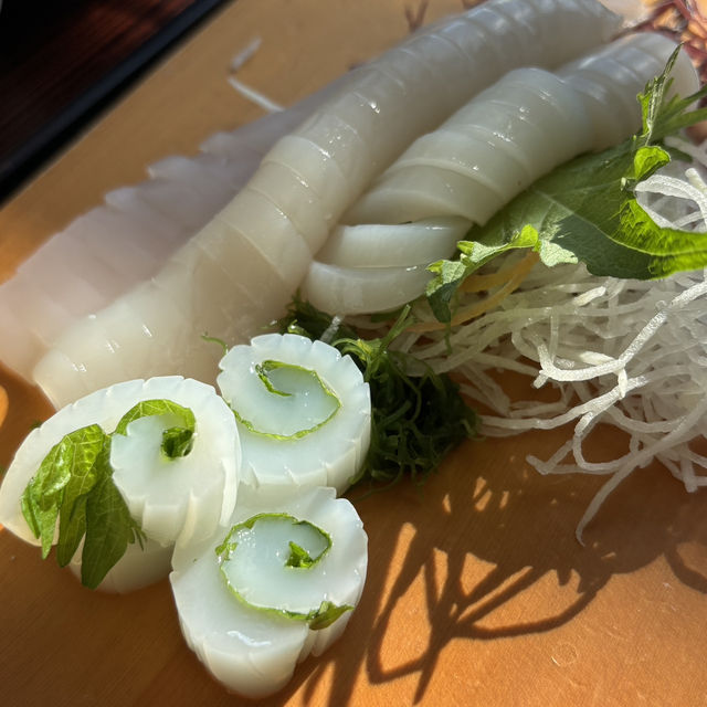 【食べ歩き】神奈川 江ノ島 魚見亭 新鮮なお刺身と名物が味わえる老舗定食屋さん