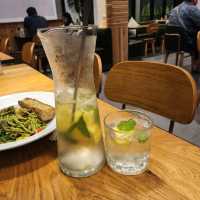 We Cafe phuket ผักออแกนิค farm to table