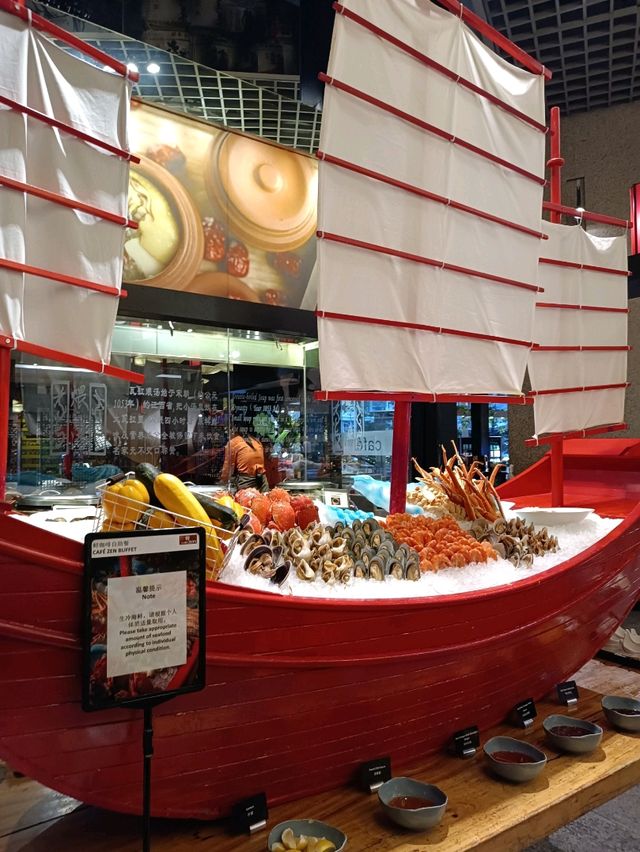 會展中心站又食又玩仲可以食酒店自助餐