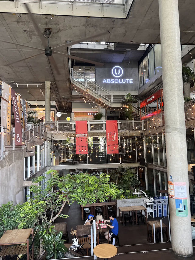 Roots at Thonglor