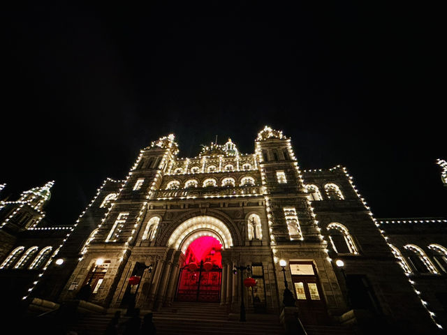 【カナダ🇨🇦】ブリティッシュコロンビア国会議事堂とその美しい夜景