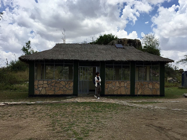 Pimbi Public Campsite｜原始野趣的塞倫蓋提露營體驗