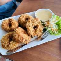 กินซีฟู้ดสดๆ ริมน้ำที่ “ปากน้ำซีฟู้ด” กระบี่ 