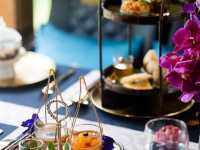  Dining Experience in boat