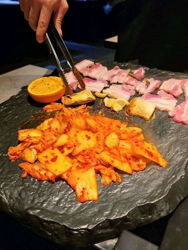旺角🪨岩石洞穴濟州韓式燒肉店