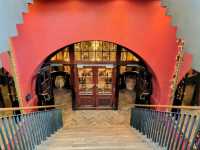 瑞士-伯恩，百年穀倉改建的地窖餐廳---Kornhauskeller Restaurant & Bar