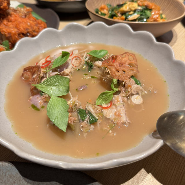 Khum Hom: A Feast for the Senses