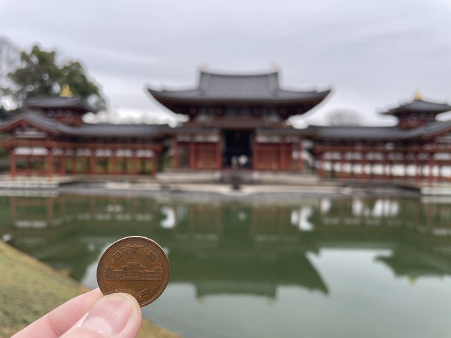 【平等院 鳳凰堂｜10円玉にも刻まれた、日本の美の象徴】