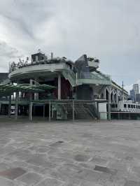 【香港】 灣仔碼頭海濱長廊：週末親子放電空間