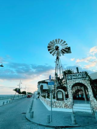 キプロス島の小さな海辺の町、パフォス🇨🇾