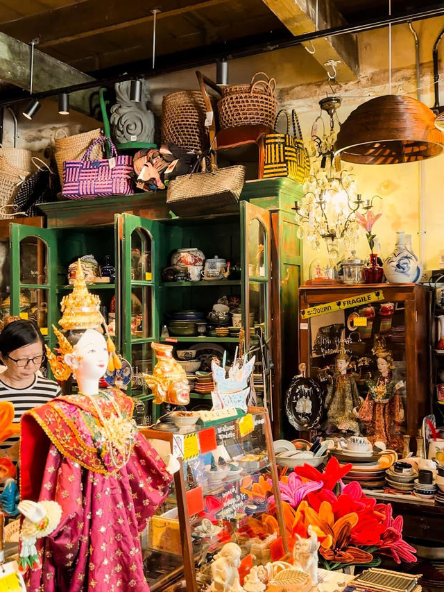พาเช็คอินย่านฮิต “ทรงวาด” ครบ ทั้งคาเฟ่ ร้านอาหาร