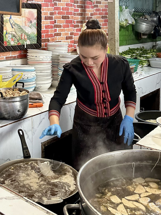 ร้านเฝอ🍜ที่คนเวียงจันทน์ในพื้นที่แนะนำว่าต้องมา