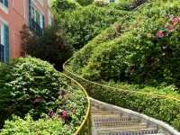 Thang Rồng – The Dragon Stairway of Sunset Town