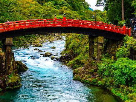 🛕 歴史×自然×温泉がそろう癒しの旅先、栃木県へ！