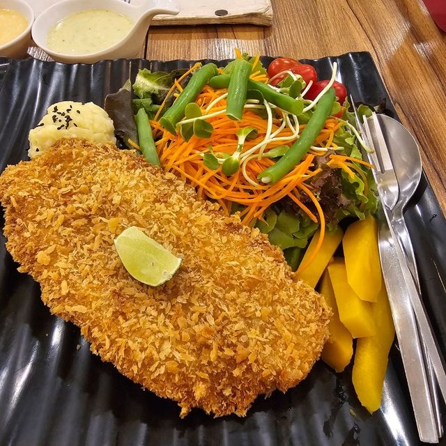 ร้านสลัด No.1 - The Salad Concept Kotchasarn