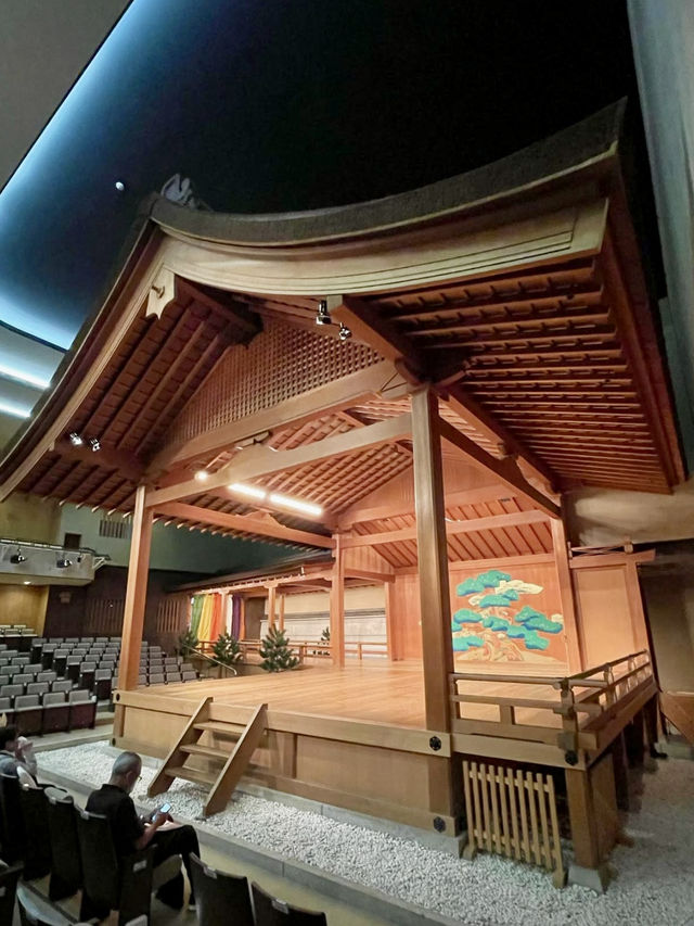 Kyoto Slow Stroll — Feel the Breeze and Culture of the Ancient Capital 🌿⛩️