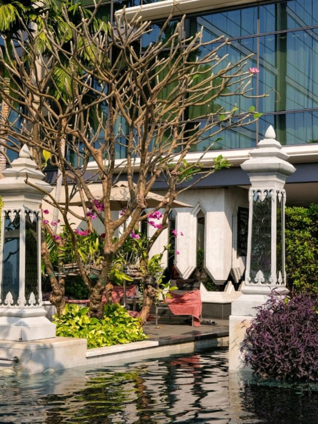 🌆 Urban Royalty at The St. Regis Bangkok 🌆