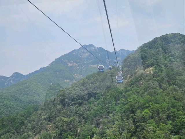 泰山索道因雷雨關閉，差點被困在山上！