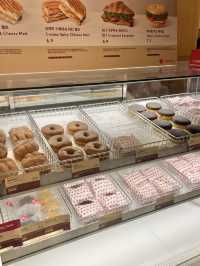 🍩 캐나다 감성 그대로, 신논현 팀홀튼 카페에서 한 잔 ☕