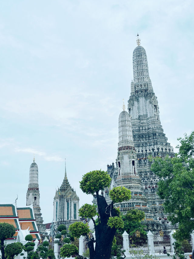Bangkok Riverside affordable accommodation 